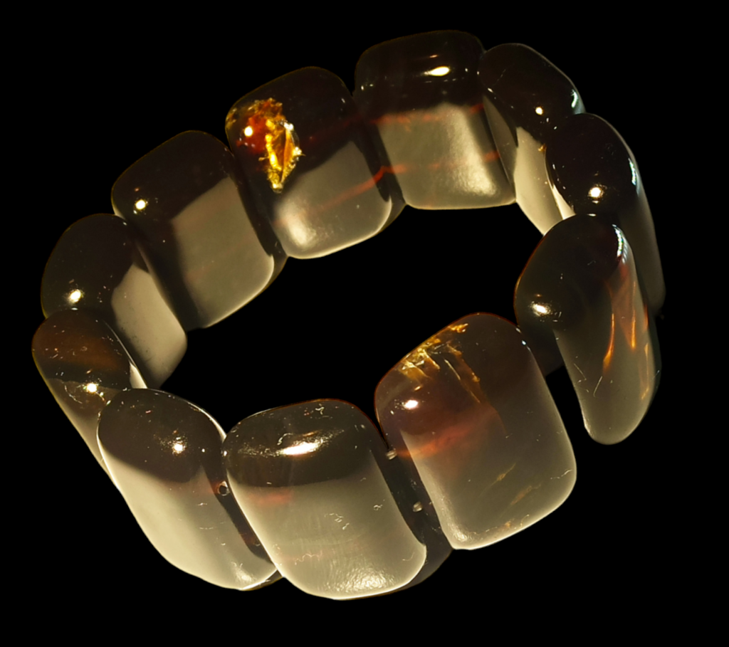 Amber bracelet with elastic thread - 60 gramms_lenght 21 centimeters