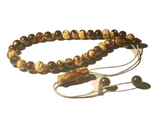 Amber kompoloi 33 + 2 round beads_I1333_WB2