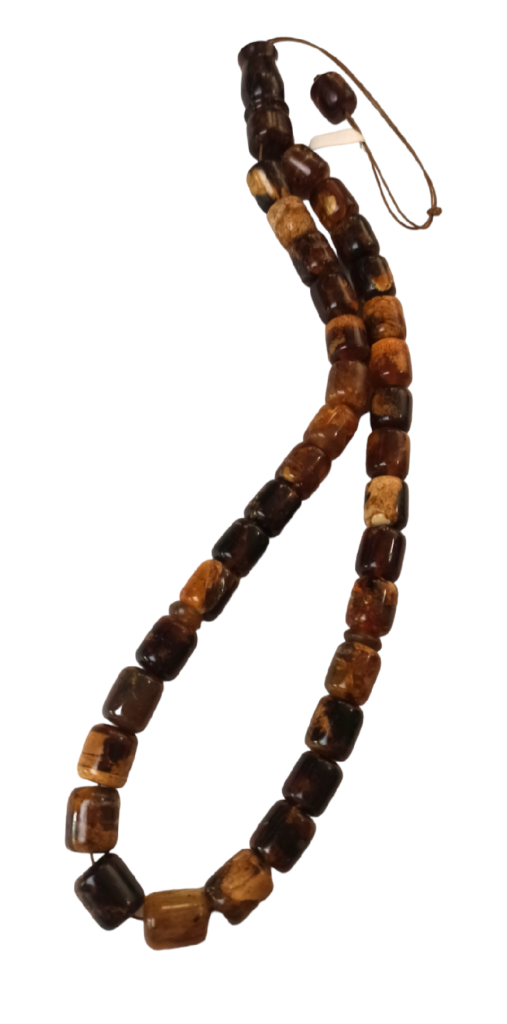 Amber kompoloi - 33 + 1 beads - 13mm*16mm_I131633MUS